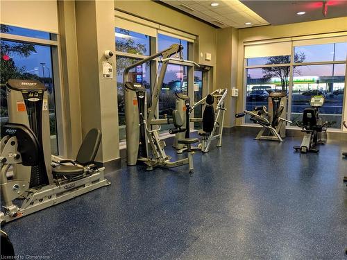 1013-55 Speers Road, Oakville, ON - Indoor Photo Showing Gym Room