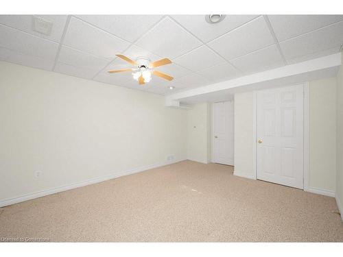 28-11 Twentyplace Boulevard, Mount Hope, ON - Indoor Photo Showing Other Room