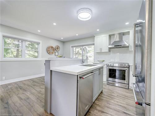 5263 Trafalgar Road Road, Erin, ON - Indoor Photo Showing Kitchen