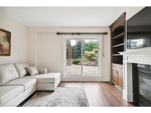 3630 Silverplains Drive, Mississauga, ON - Indoor Photo Showing Living Room With Fireplace