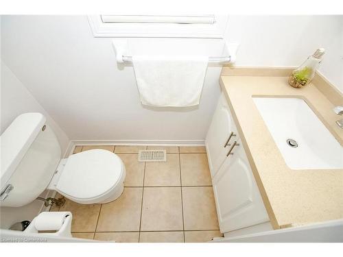 24 Plum Hollow Court, Peel, ON - Indoor Photo Showing Bathroom