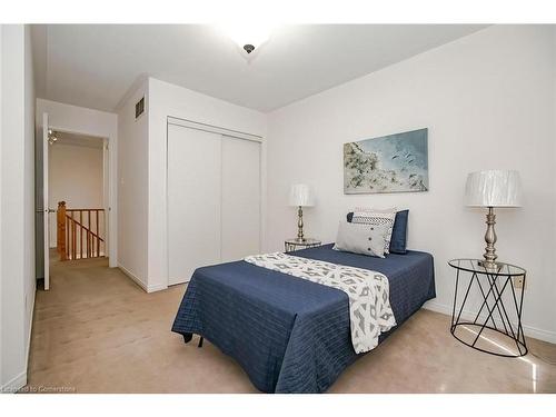 24 Plum Hollow Court, Peel, ON - Indoor Photo Showing Bedroom