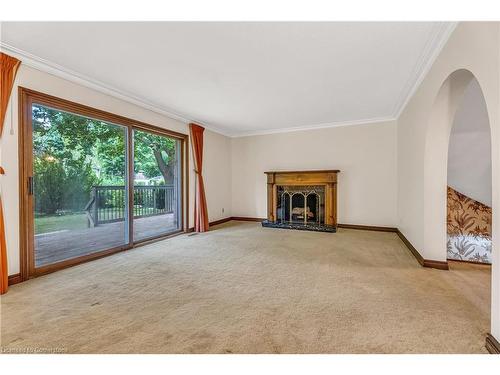 1816 Will Scarlett Drive, Mississauga, ON - Indoor Photo Showing Living Room With Fireplace