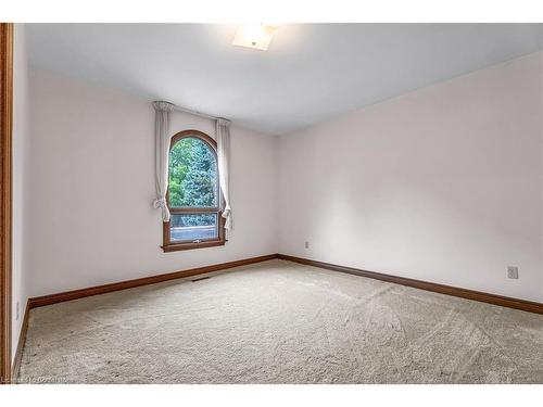 1816 Will Scarlett Drive, Mississauga, ON - Indoor Photo Showing Other Room