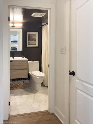 501-2111 Lake Shore Boulevard W, Toronto, ON - Indoor Photo Showing Bathroom