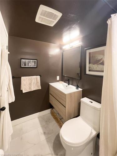 501-2111 Lake Shore Boulevard W, Toronto, ON - Indoor Photo Showing Bathroom