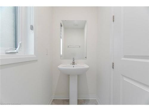 13 Rustic Oak Trail Trail, Ayr, ON - Indoor Photo Showing Bathroom