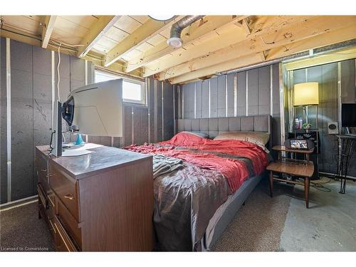 125 North Main Street, Simcoe, ON - Indoor Photo Showing Bedroom