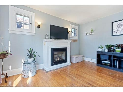 125 North Main Street, Simcoe, ON - Indoor Photo Showing Living Room With Fireplace