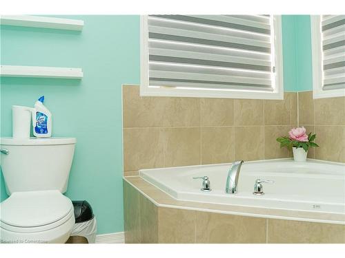 217 Thomas Avenue, Brantford, ON - Indoor Photo Showing Bathroom