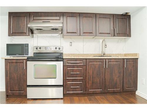 217 Thomas Avenue, Brantford, ON - Indoor Photo Showing Kitchen