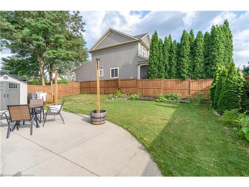 7 Gaydon Way, Brantford, ON - Outdoor