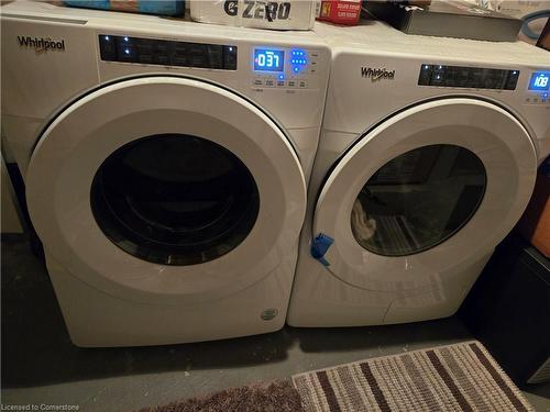 3213 Trelawny Circle, Mississauga, ON - Indoor Photo Showing Laundry Room