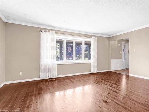 802 Viscount Road, London, ON - Indoor Photo Showing Other Room