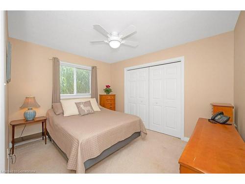 122 Milligan Street, Fergus, ON - Indoor Photo Showing Bedroom