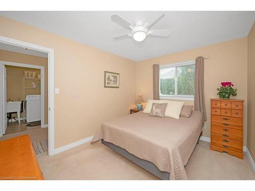 122 Milligan Street, Fergus, ON - Indoor Photo Showing Bedroom