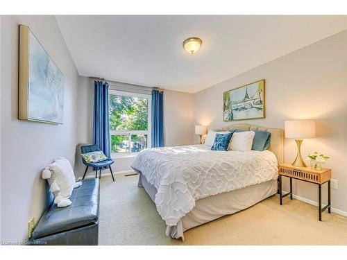 4-357 Ontario Street N, Milton, ON - Indoor Photo Showing Bedroom