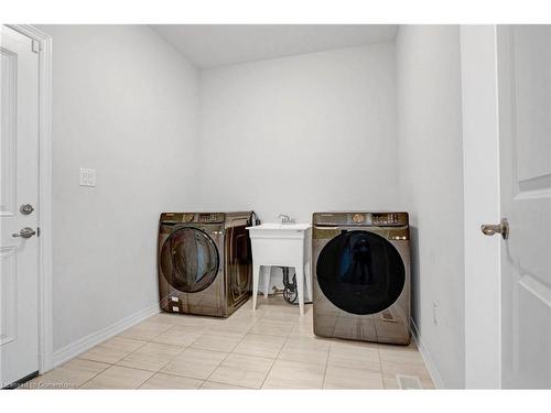 4307 Willick Road, Niagara Falls, ON - Indoor Photo Showing Laundry Room