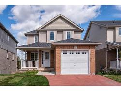 27 Lynn Court  Kitchener, ON N2A 4H6