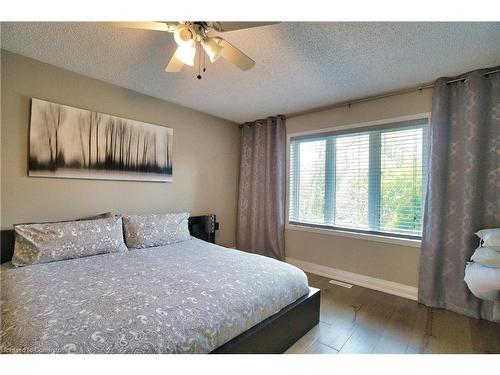 510 Alfred Street Street, Point Clark, ON - Indoor Photo Showing Bedroom