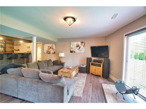 510 Alfred Street Street, Point Clark, ON - Indoor Photo Showing Living Room