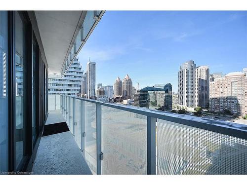 1103-3883 Quartz Road, Mississauga, ON - Outdoor With Balcony