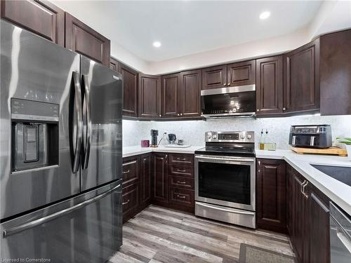 4 Greengrove Way, Whitby, ON - Indoor Photo Showing Kitchen With Stainless Steel Kitchen