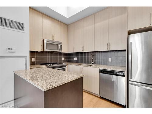 105-85 Duke Street West Street, Kitchener, ON - Indoor Photo Showing Kitchen With Upgraded Kitchen