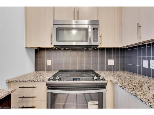 105-85 Duke Street West Street, Kitchener, ON - Indoor Photo Showing Kitchen With Upgraded Kitchen