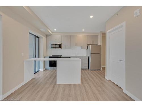 1814-15 Queen Street S, Hamilton, ON - Indoor Photo Showing Kitchen