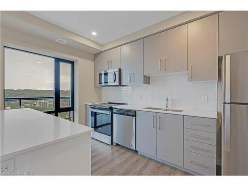 1814-15 Queen Street S, Hamilton, ON - Indoor Photo Showing Kitchen With Stainless Steel Kitchen With Double Sink With Upgraded Kitchen