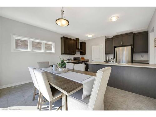 27 Overholt Drive, Thorold, ON - Indoor Photo Showing Dining Room