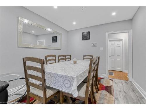 360 Kerswell Drive, Richmond Hill, ON - Indoor Photo Showing Dining Room