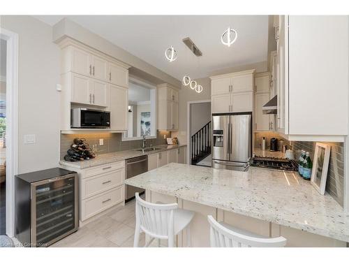 159 Morningside Drive, Georgetown, ON - Indoor Photo Showing Kitchen With Stainless Steel Kitchen With Upgraded Kitchen