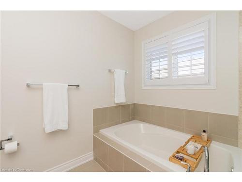 159 Morningside Drive, Georgetown, ON - Indoor Photo Showing Bathroom