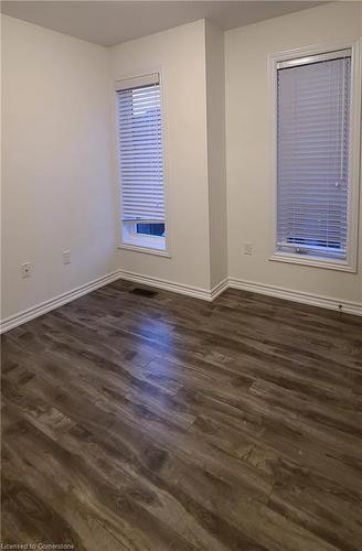 30-383 Dundas Street E, Hamilton, ON - Indoor Photo Showing Other Room