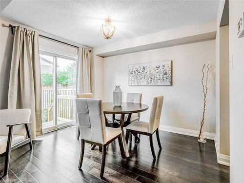 199-302 College Avenue, Guelph, ON - Indoor Photo Showing Dining Room