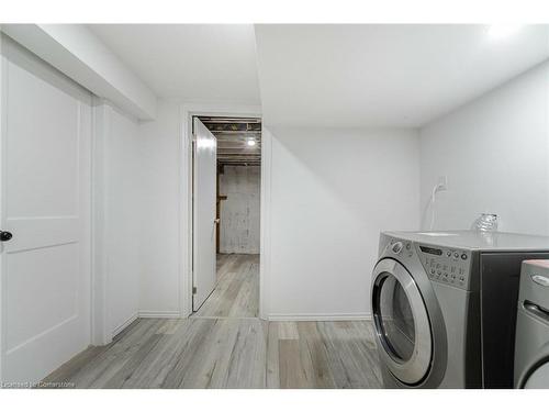 83 Grange Avenue, Welland, ON - Indoor Photo Showing Laundry Room