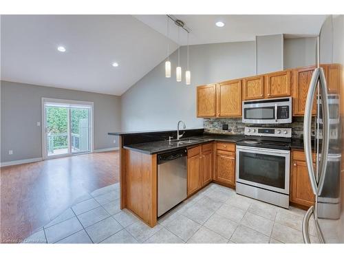 11816 Boulder Crescent, Windsor, ON - Indoor Photo Showing Kitchen