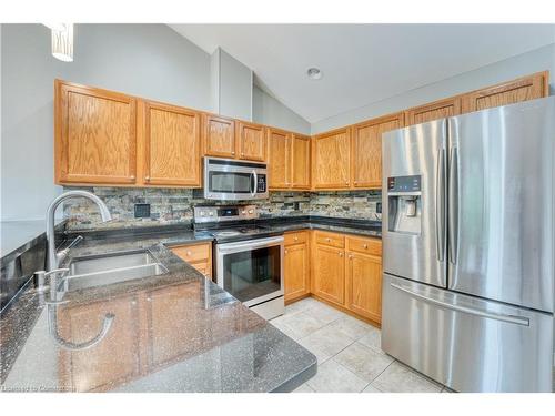 11816 Boulder Crescent, Windsor, ON - Indoor Photo Showing Kitchen With Double Sink