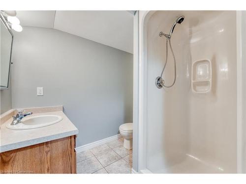 11816 Boulder Crescent, Windsor, ON - Indoor Photo Showing Bathroom