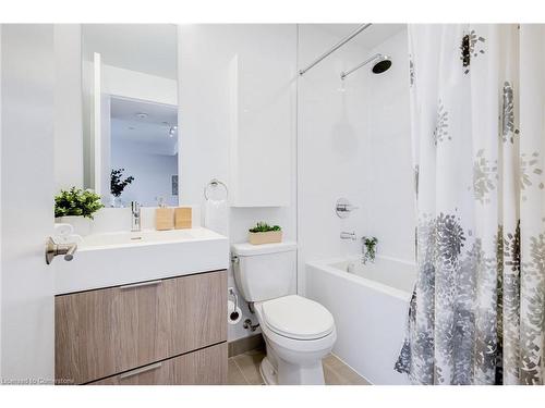 2307-130 River Street, Toronto, ON - Indoor Photo Showing Bathroom