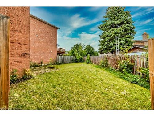 464 Hansen Road, Brampton, ON - Outdoor