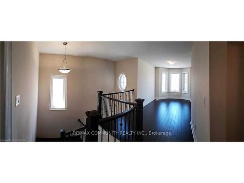 4492 Shuttleworth Drive, Niagara Falls, ON - Indoor Photo Showing Other Room