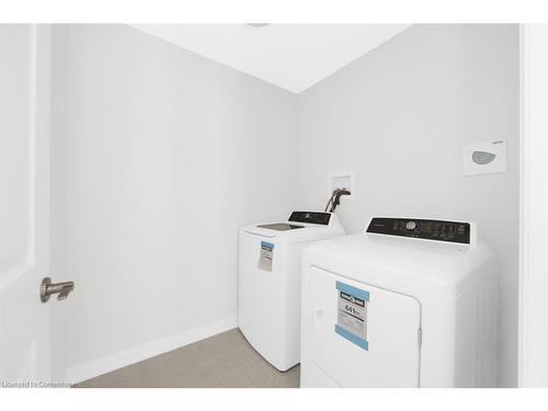 185 Bur Oak Drive, Thorold, ON - Indoor Photo Showing Laundry Room