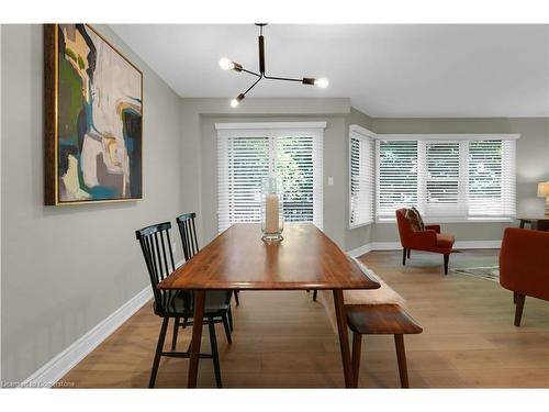 12-2915 Headon Forest Drive, Burlington, ON - Indoor Photo Showing Dining Room