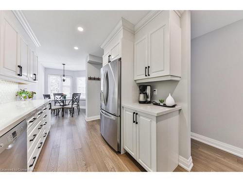 48-2155 South Millway, Mississauga, ON - Indoor Photo Showing Kitchen