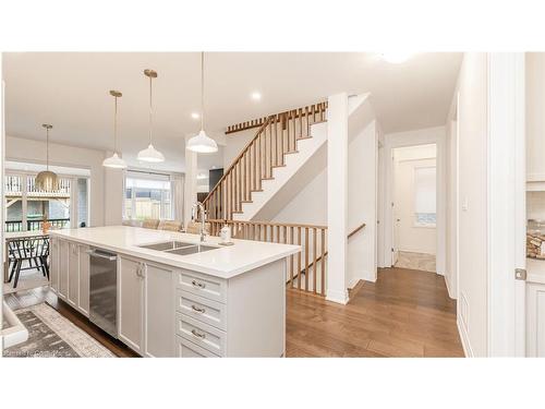 98 Franklin Trail Trail, Barrie, ON - Indoor Photo Showing Kitchen With Double Sink