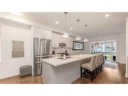 98 Franklin Trail Trail, Barrie, ON - Indoor Photo Showing Kitchen With Stainless Steel Kitchen With Upgraded Kitchen