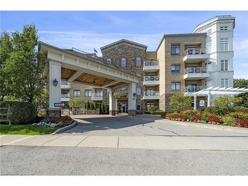 80 Burns Boulevard, King City, ON - Outdoor With Balcony With Facade